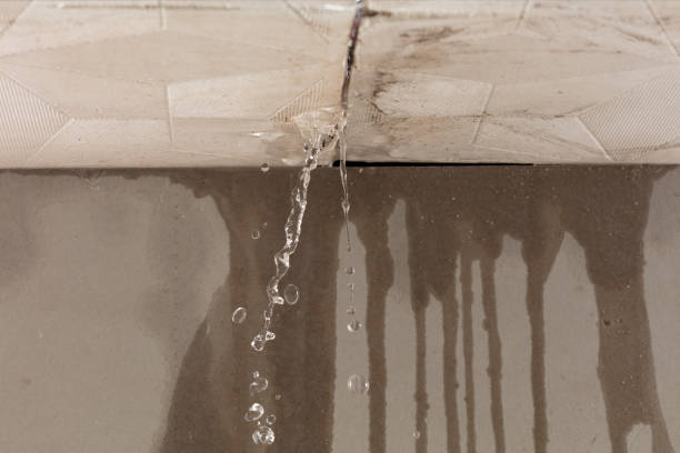 Professional Water Damage Restoration technician working in Pomona, NJ